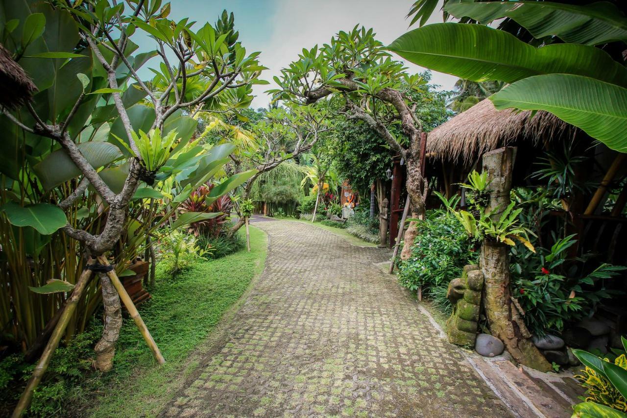 Keramas Sacred River Retreat Resort And Villa Exterior foto